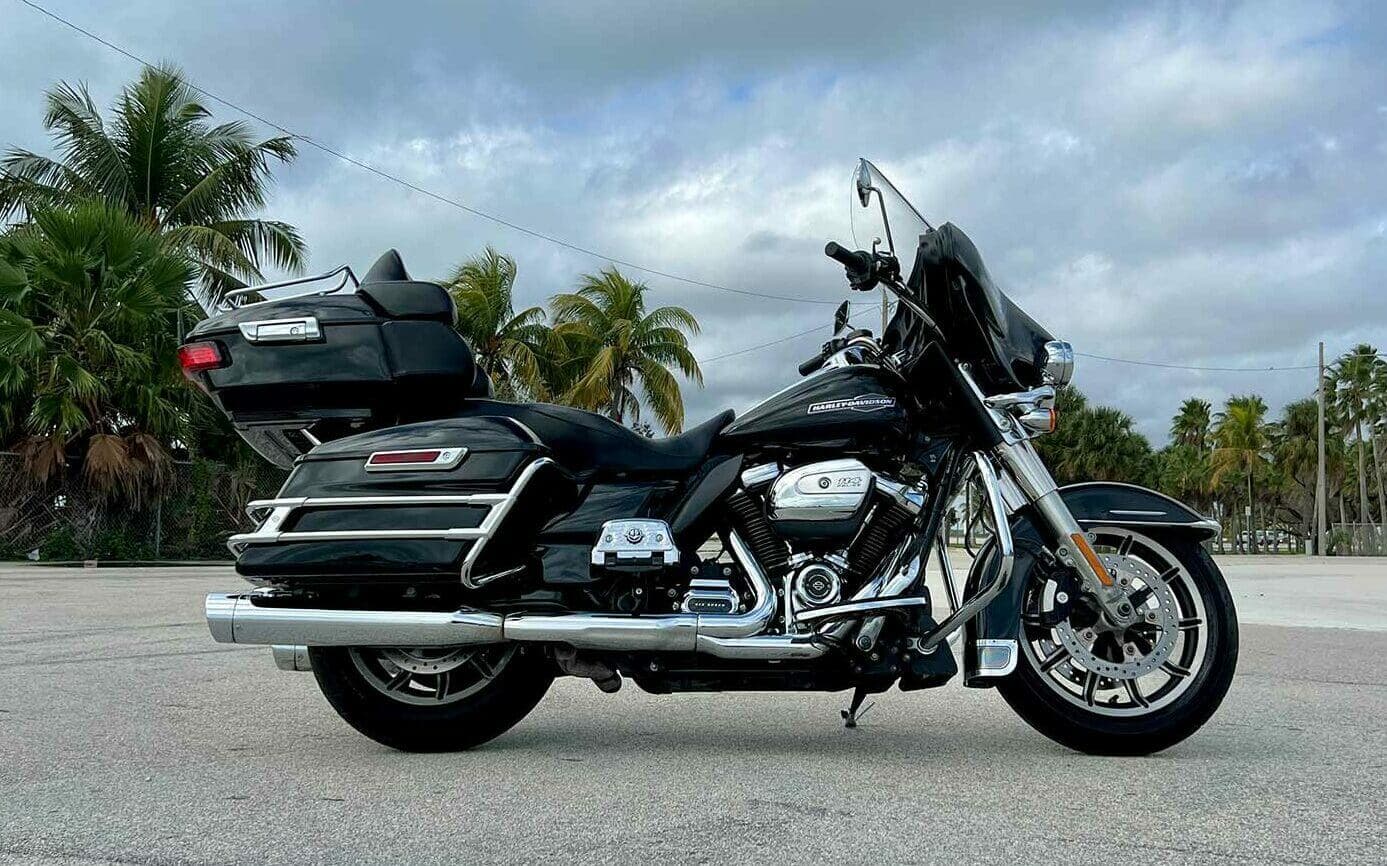 harley-davidson-ultra-interceptor-for-rent