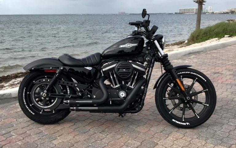 rent-a-harley-davidson-sportster-iron-883-custom