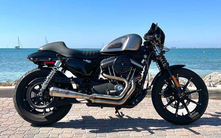 rent-a-harley-davidson-sportster-iron-883-custom